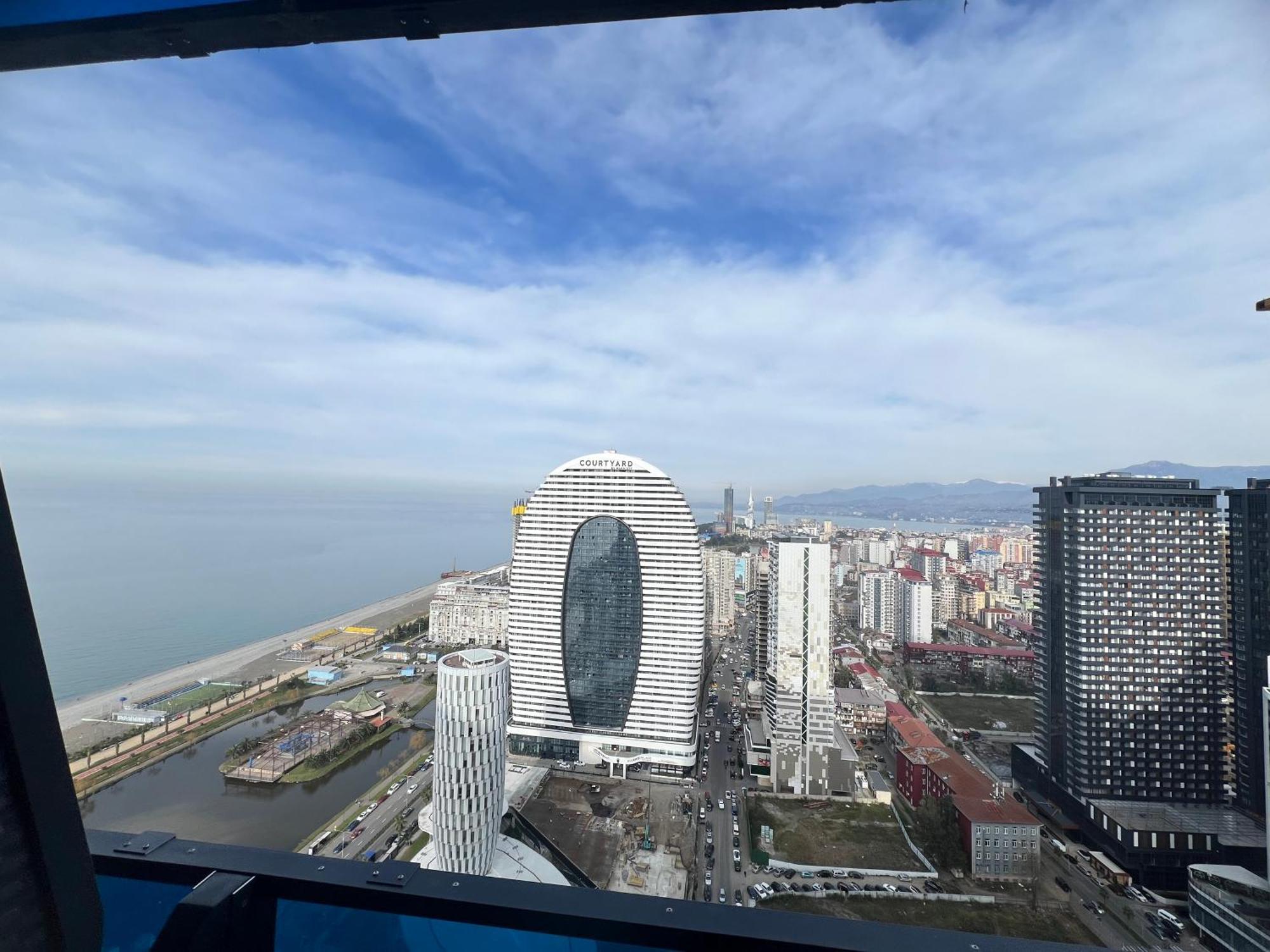Spend Your Time In Orbi City Batumi Zewnętrze zdjęcie