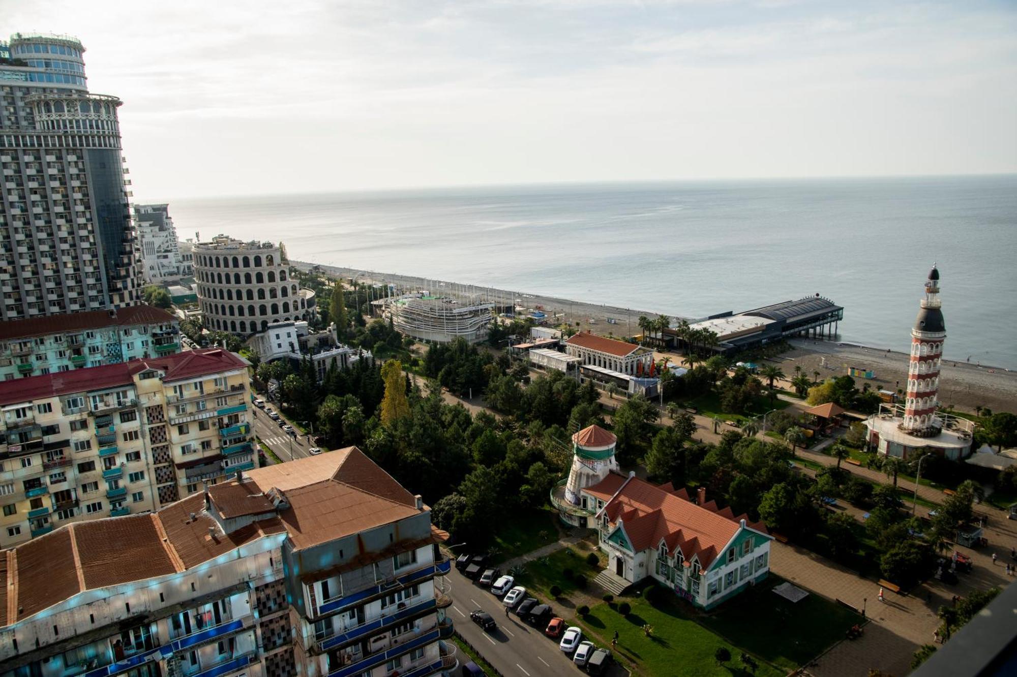 Spend Your Time In Orbi City Batumi Zewnętrze zdjęcie