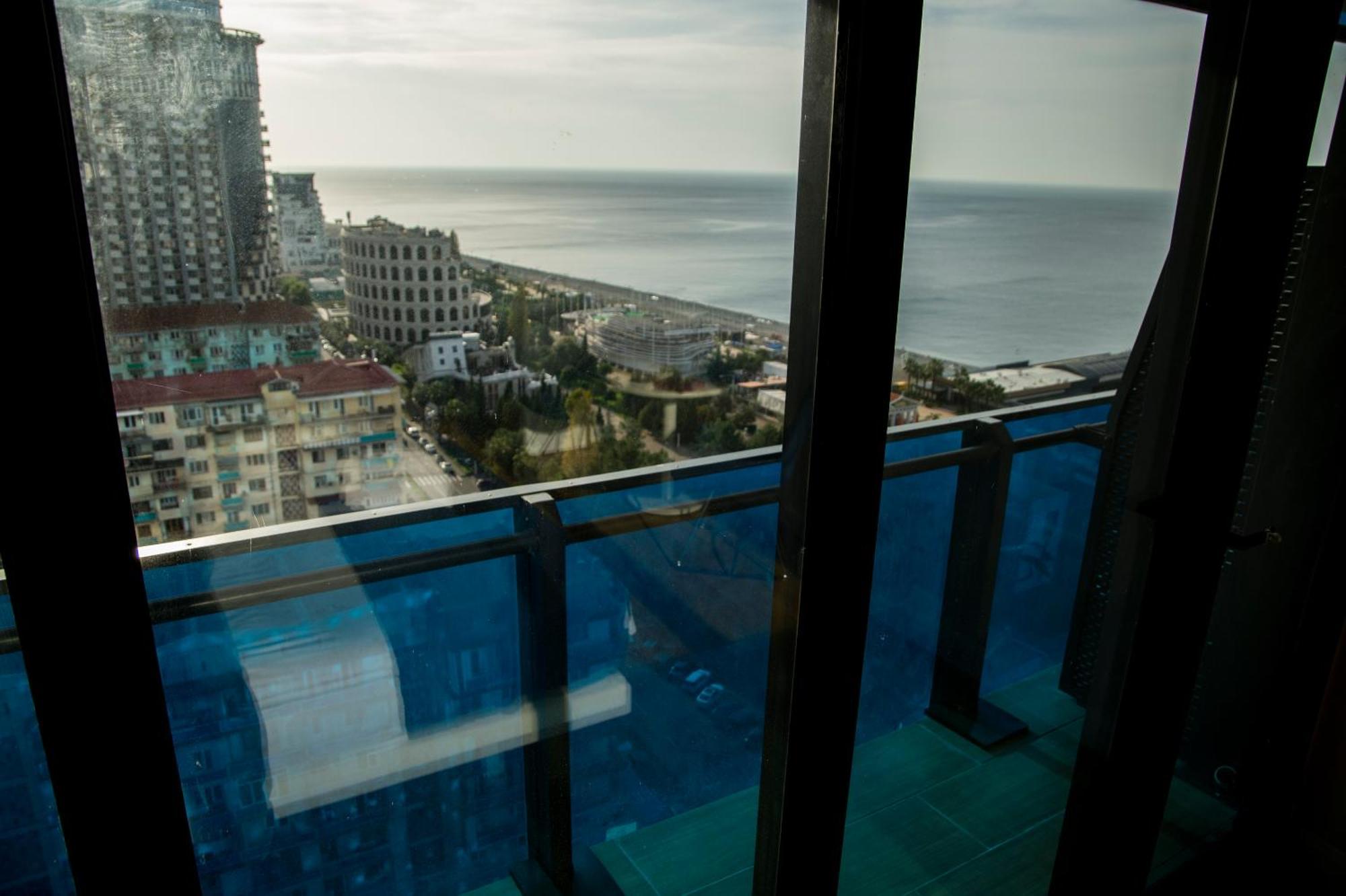 Spend Your Time In Orbi City Batumi Zewnętrze zdjęcie